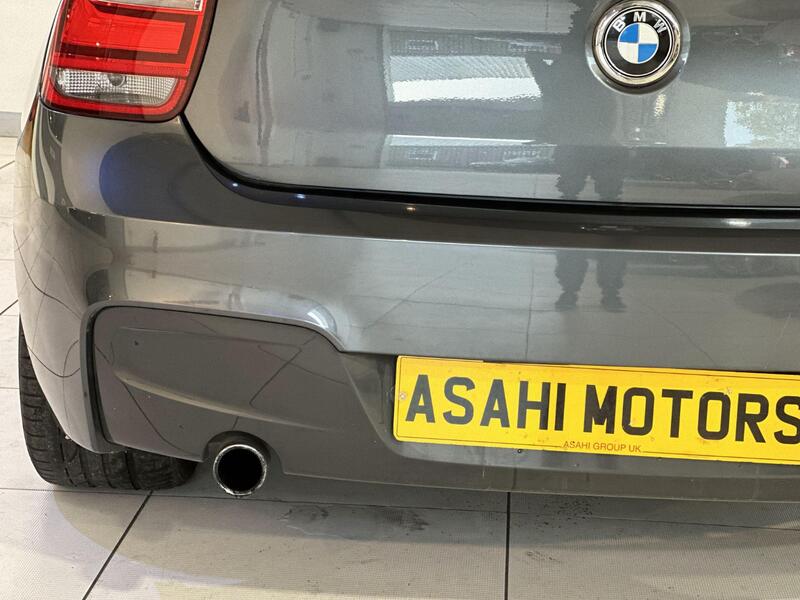 BMW 1 SERIES