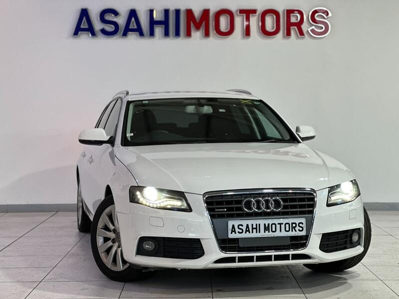 AUDI A4 AVANT
