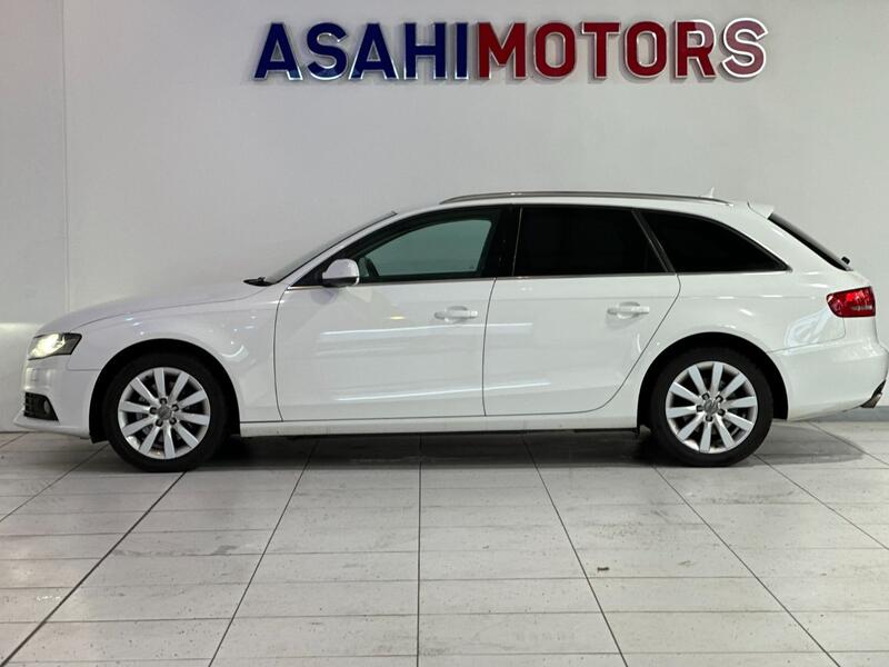 AUDI A4 AVANT