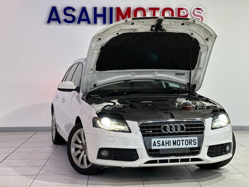 AUDI A4 AVANT