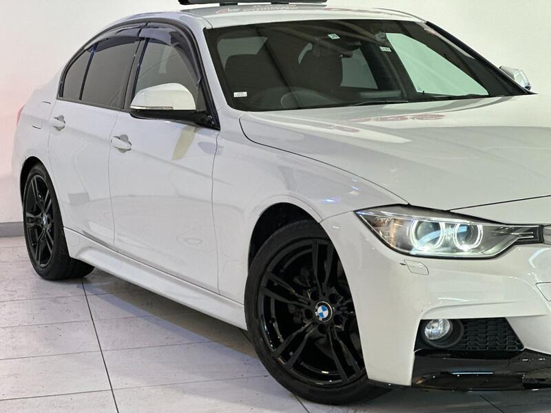 BMW 3 SERIES