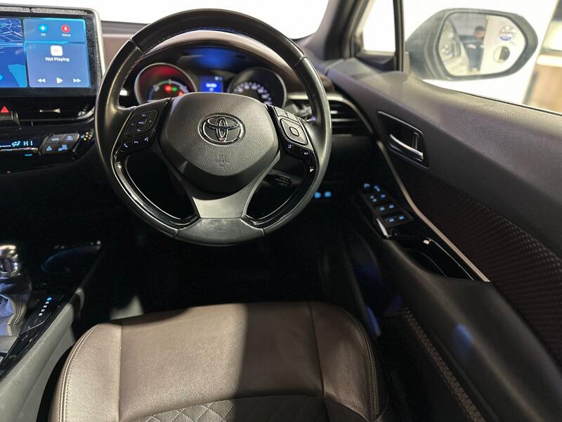 TOYOTA C-HR
