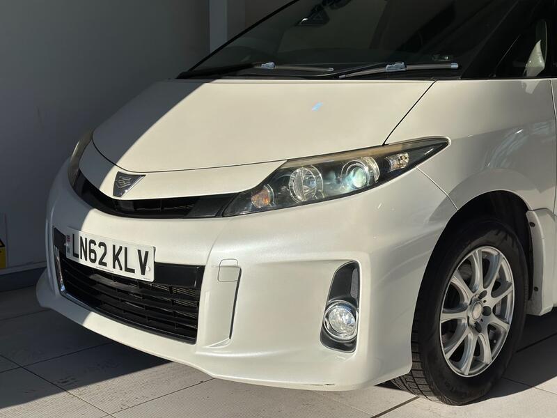 TOYOTA ESTIMA