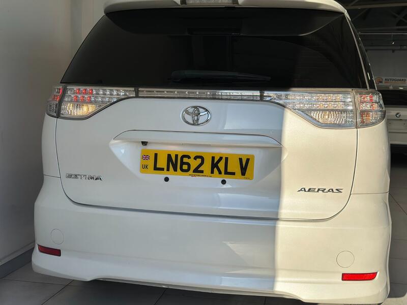 TOYOTA ESTIMA