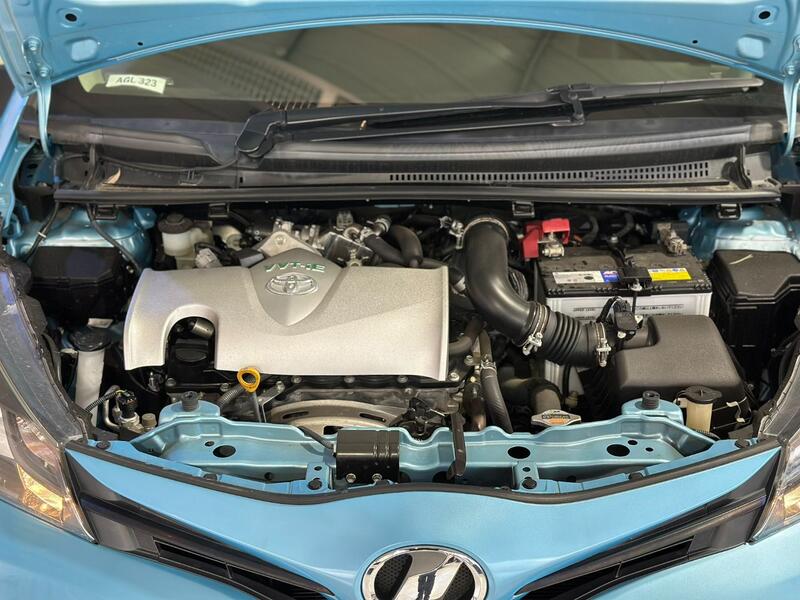 TOYOTA YARIS