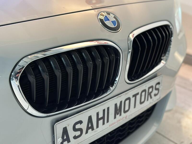 BMW 1 SERIES