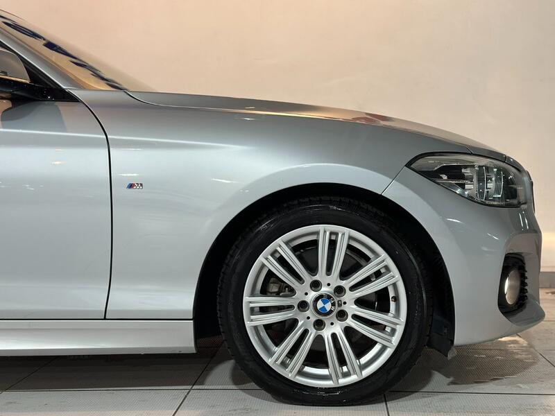 BMW 1 SERIES