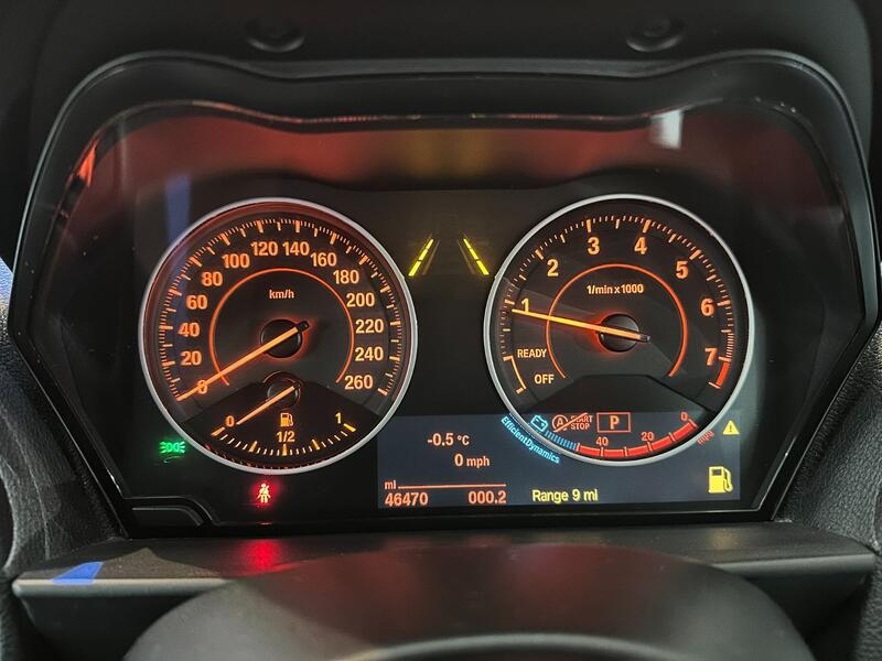 BMW 1 SERIES