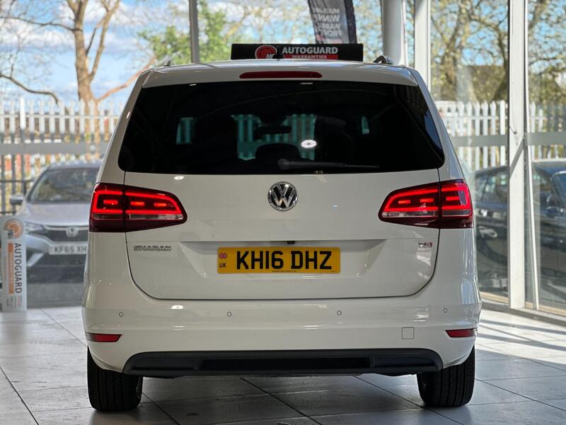 VOLKSWAGEN SHARAN
