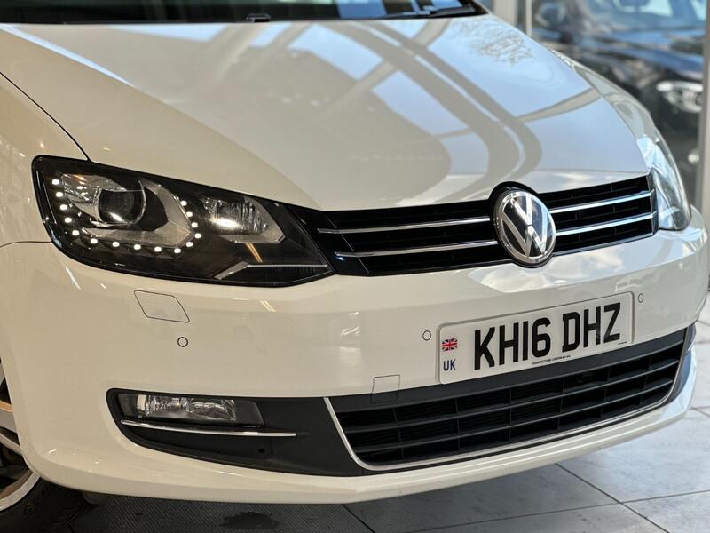 VOLKSWAGEN SHARAN