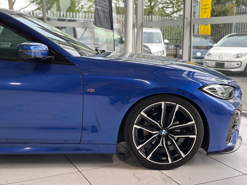BMW 4 SERIES