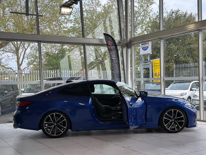 BMW 4 SERIES