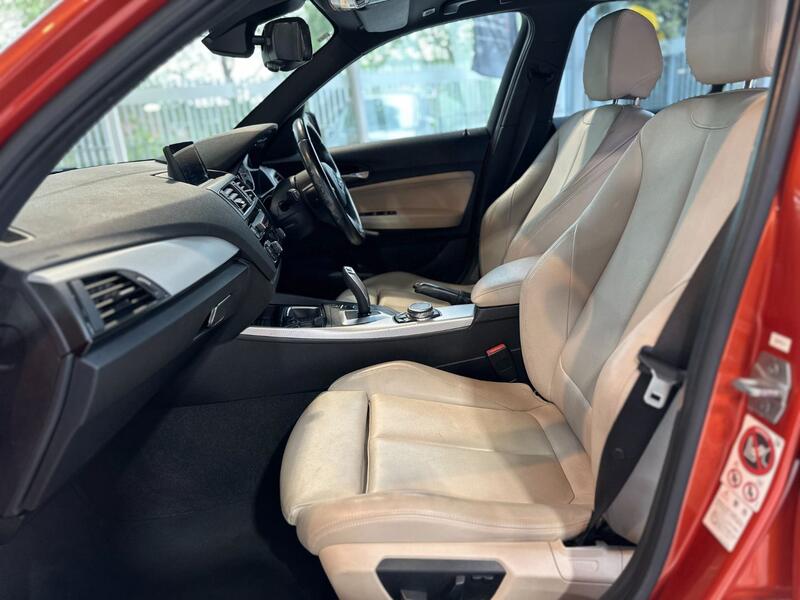 BMW 1 SERIES