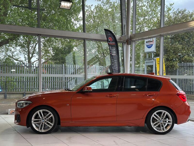 BMW 1 SERIES
