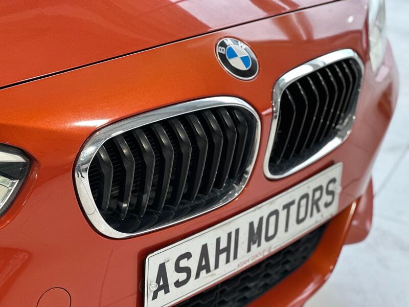 BMW 1 SERIES