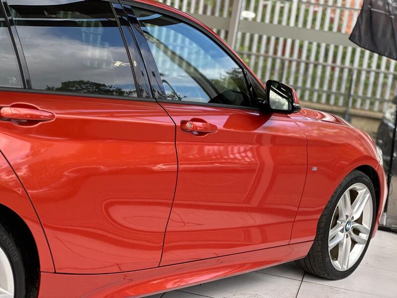 BMW 1 SERIES