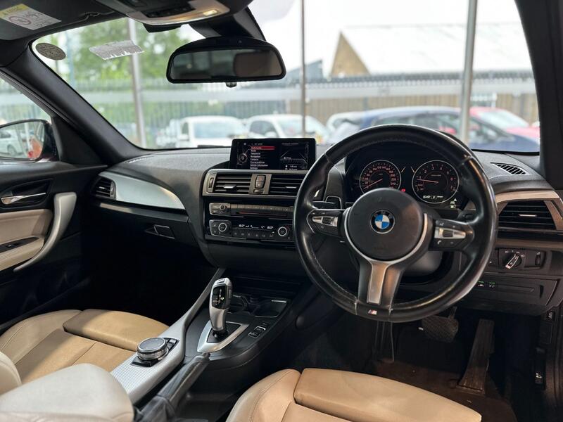 BMW 1 SERIES