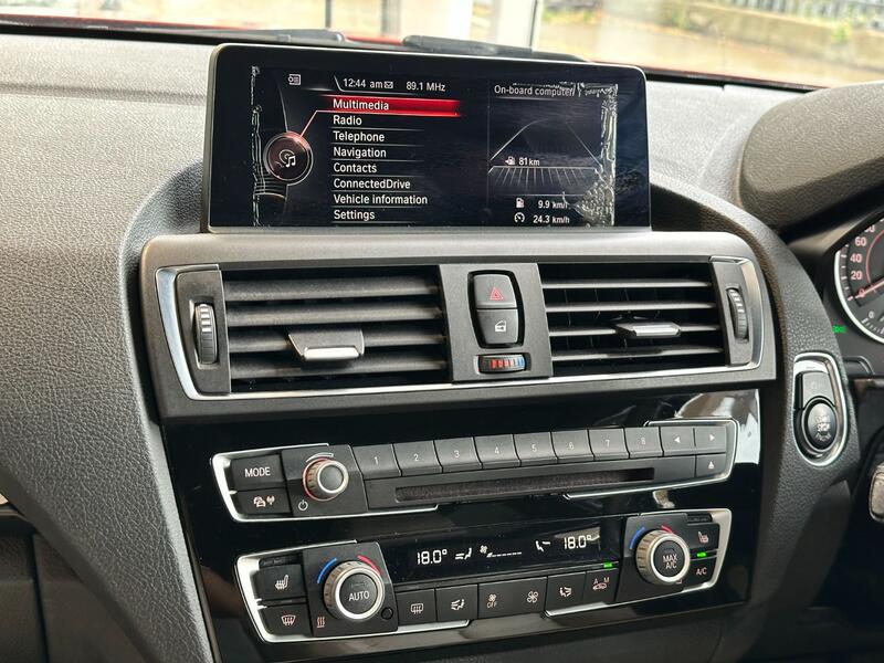 BMW 1 SERIES