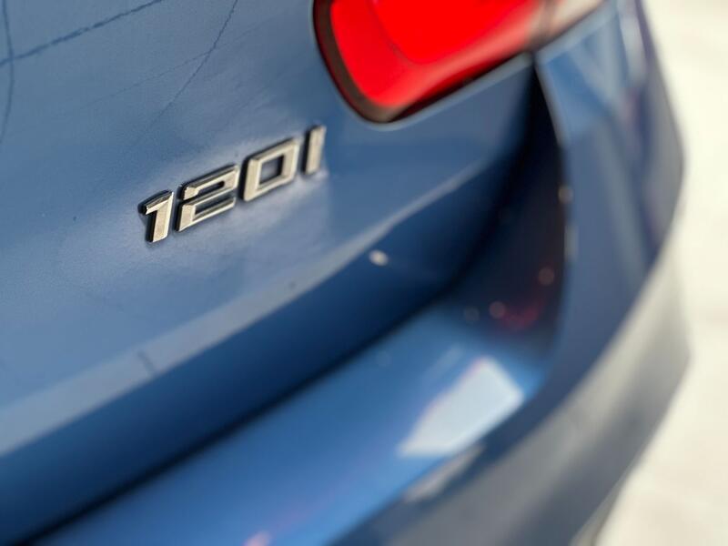 BMW 1 SERIES