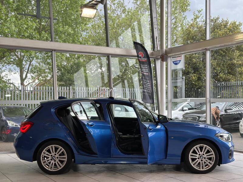 BMW 1 SERIES