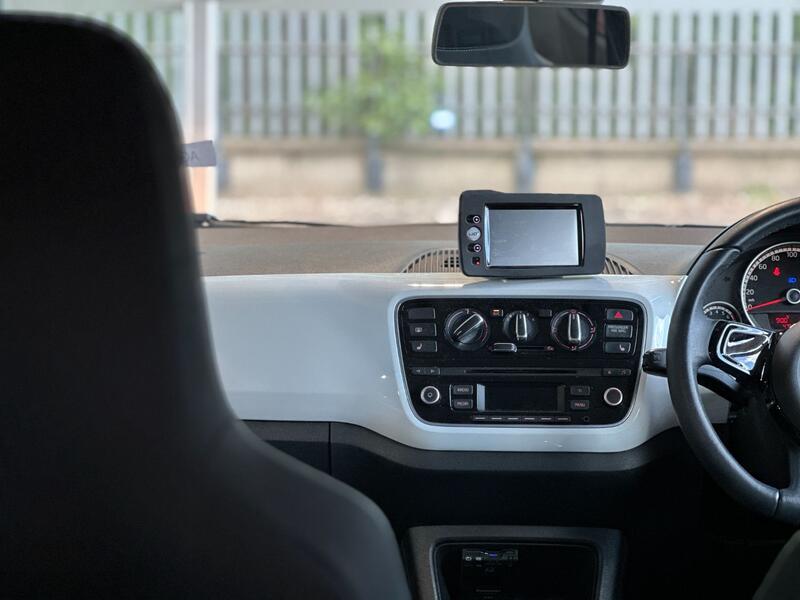 VOLKSWAGEN UP