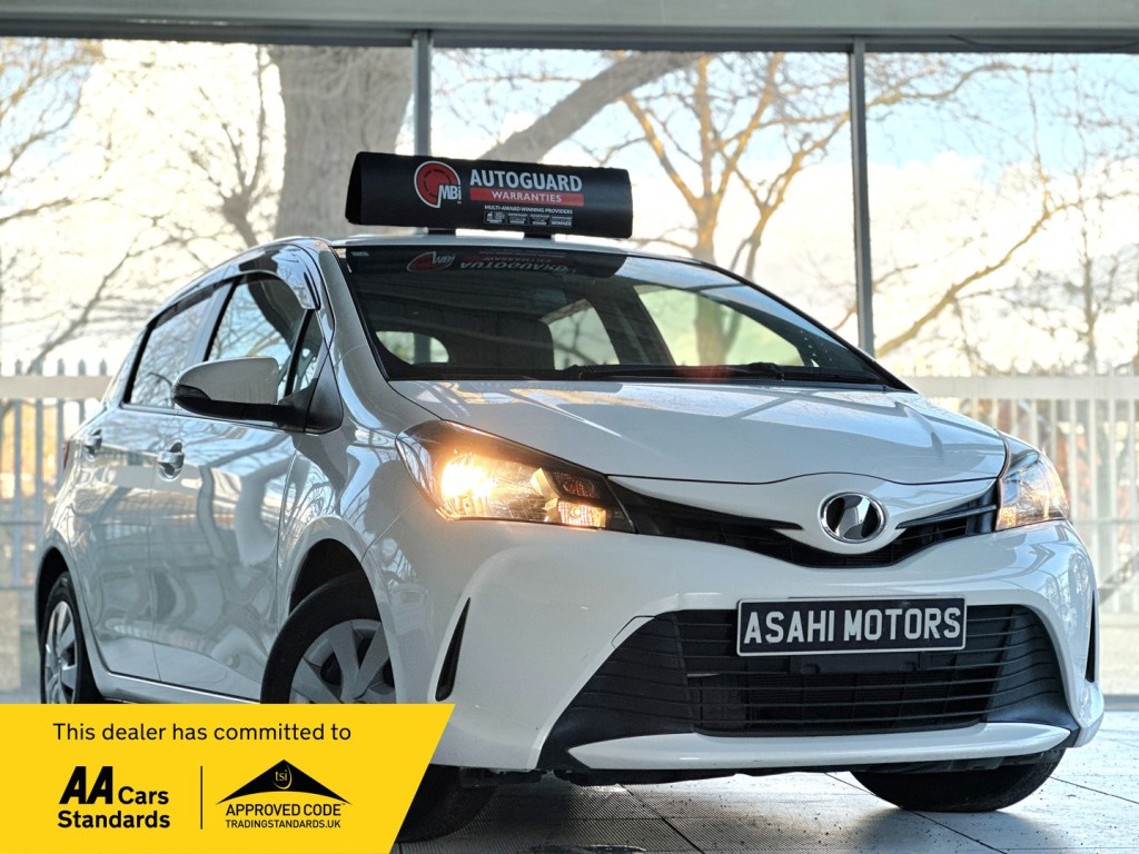 2016 Toyota YARIS